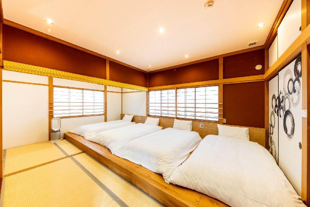 20 tatami mats Japanese-style room